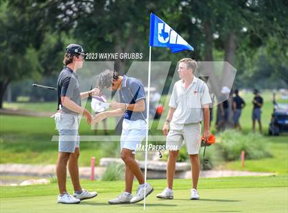 Thumbnail 2 in UIL 5A Boys Golf Finals photogallery.