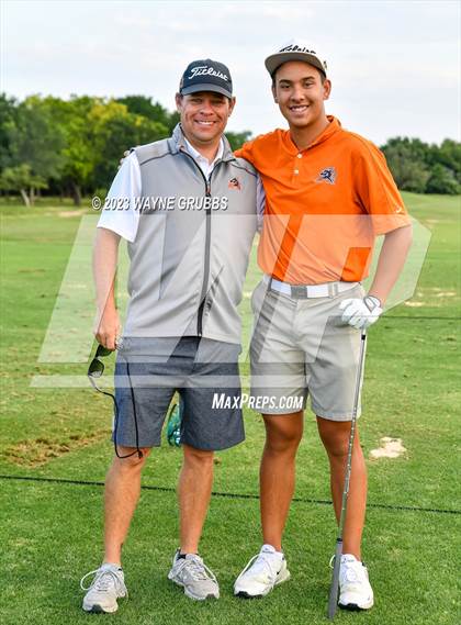 Thumbnail 2 in UIL 5A Boys Golf Finals photogallery.