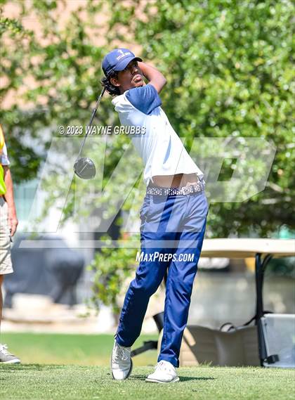 Thumbnail 2 in UIL 5A Boys Golf Finals photogallery.