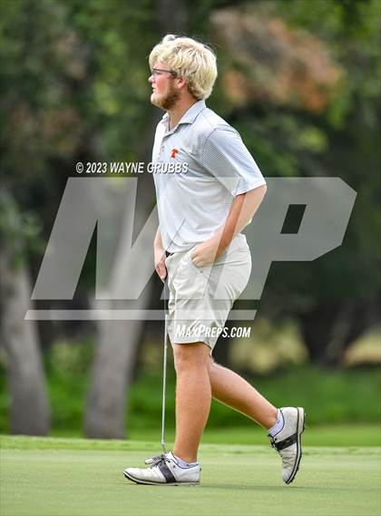 Thumbnail 1 in UIL 5A Boys Golf Finals photogallery.
