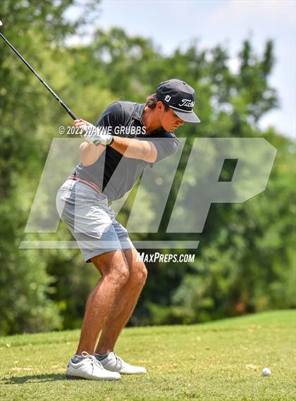 Thumbnail 2 in UIL 5A Boys Golf Finals photogallery.