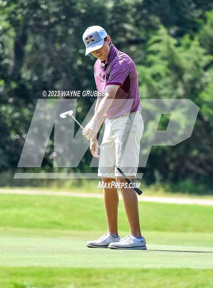 Thumbnail 1 in UIL 5A Boys Golf Finals photogallery.