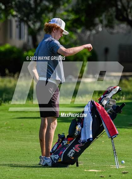 Thumbnail 1 in UIL 5A Boys Golf Finals photogallery.