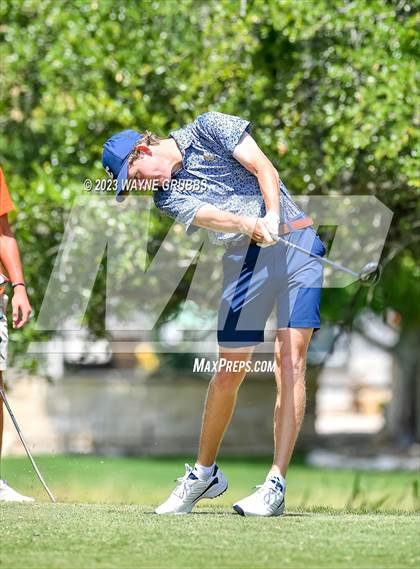 Thumbnail 2 in UIL 5A Boys Golf Finals photogallery.