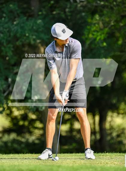 Thumbnail 1 in UIL 5A Boys Golf Finals photogallery.