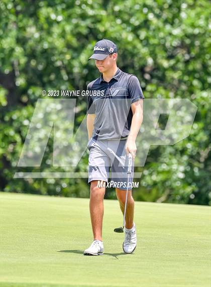 Thumbnail 1 in UIL 5A Boys Golf Finals photogallery.