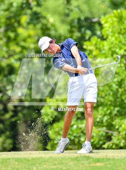 Thumbnail 2 in UIL 5A Boys Golf Finals photogallery.