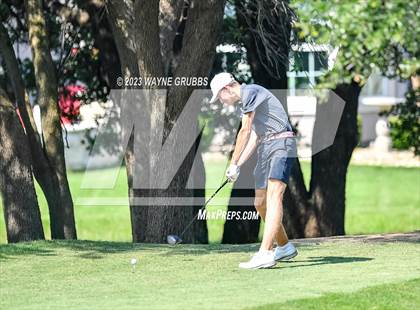 Thumbnail 2 in UIL 5A Boys Golf Finals photogallery.