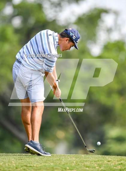 Thumbnail 1 in UIL 5A Boys Golf Finals photogallery.