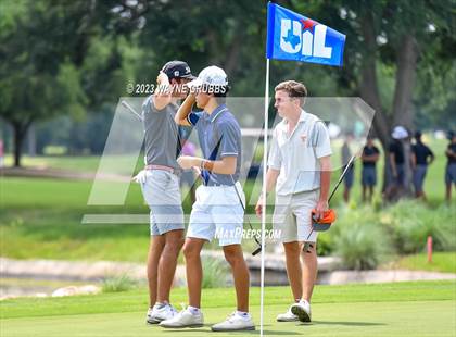 Thumbnail 3 in UIL 5A Boys Golf Finals photogallery.