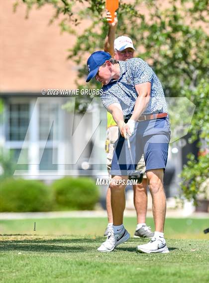Thumbnail 3 in UIL 5A Boys Golf Finals photogallery.