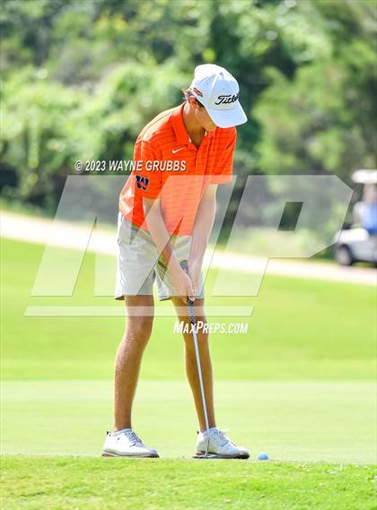 Thumbnail 2 in UIL 5A Boys Golf Finals photogallery.