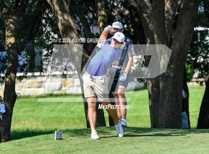 Thumbnail 2 in UIL 5A Boys Golf Finals photogallery.