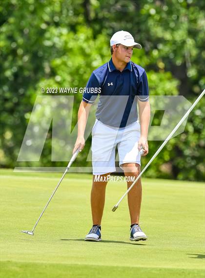 Thumbnail 2 in UIL 5A Boys Golf Finals photogallery.