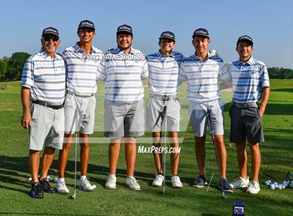 Thumbnail 3 in UIL 5A Boys Golf Finals photogallery.