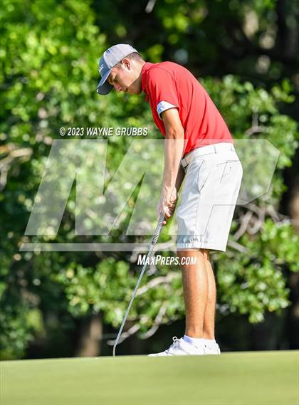 Thumbnail 2 in UIL 5A Boys Golf Finals photogallery.
