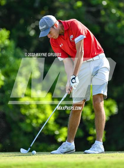 Thumbnail 3 in UIL 5A Boys Golf Finals photogallery.