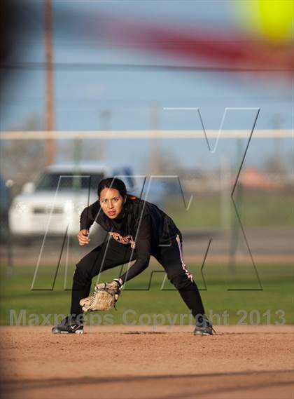 Thumbnail 3 in Merced vs. Hughson photogallery.