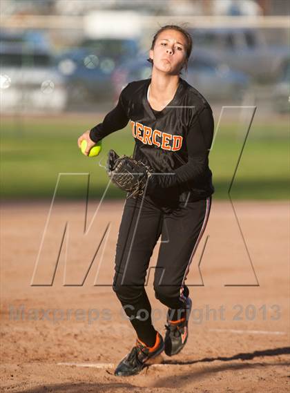 Thumbnail 3 in Merced vs. Hughson photogallery.