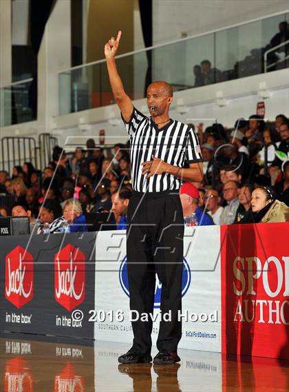 Thumbnail 1 in Chaminade vs. Long Beach Poly (CIF SS Open Division Final) photogallery.