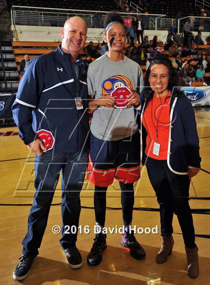 Thumbnail 1 in Chaminade vs. Long Beach Poly (CIF SS Open Division Final) photogallery.