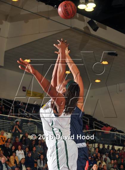 Thumbnail 3 in Chaminade vs. Long Beach Poly (CIF SS Open Division Final) photogallery.