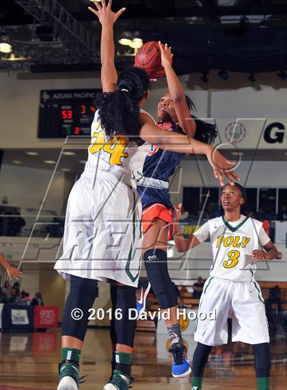 Thumbnail 3 in Chaminade vs. Long Beach Poly (CIF SS Open Division Final) photogallery.