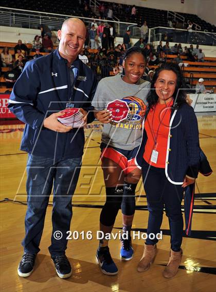 Thumbnail 1 in Chaminade vs. Long Beach Poly (CIF SS Open Division Final) photogallery.