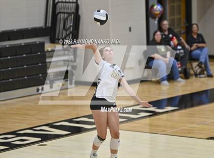 Thumbnail 1 in Delta @ Noblesville photogallery.