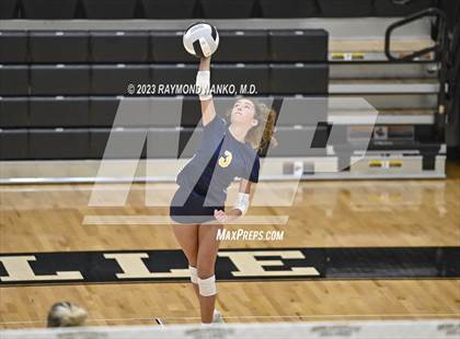 Thumbnail 1 in Delta @ Noblesville photogallery.