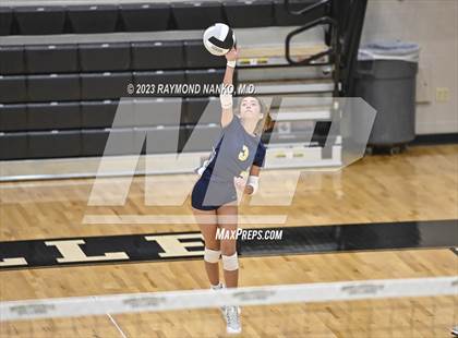 Thumbnail 1 in Delta @ Noblesville photogallery.