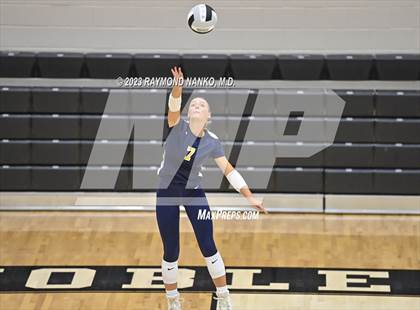 Thumbnail 1 in Delta @ Noblesville photogallery.