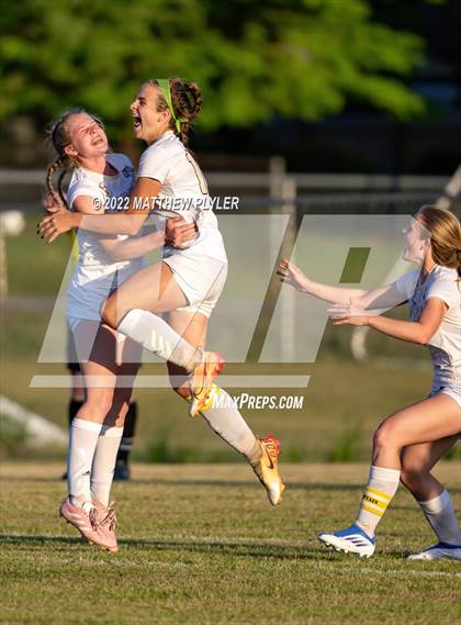 Thumbnail 3 in Trinity Academy vs Village Christian Academy (NCISAA 2A - First Round) photogallery.