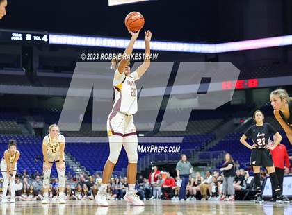 Thumbnail 3 in Fairfield vs. Winnsboro (UIL 3A Basketball State Semifinal) photogallery.