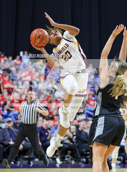 Thumbnail 3 in Fairfield vs. Winnsboro (UIL 3A Basketball State Semifinal) photogallery.