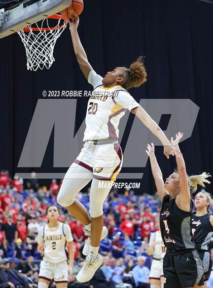 Thumbnail 3 in Fairfield vs. Winnsboro (UIL 3A Basketball State Semifinal) photogallery.