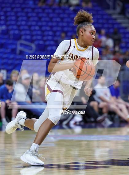Thumbnail 3 in Fairfield vs. Winnsboro (UIL 3A Basketball State Semifinal) photogallery.