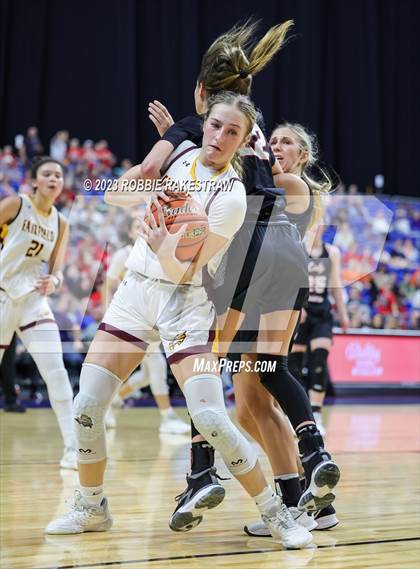 Thumbnail 2 in Fairfield vs. Winnsboro (UIL 3A Basketball State Semifinal) photogallery.