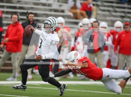 Thumbnail 3 in Grandview vs Pottsboro (UIL 3A D1 Regional Semifinal) photogallery.