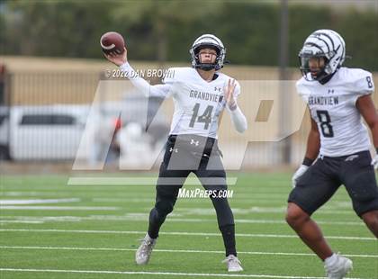 Thumbnail 2 in Grandview vs Pottsboro (UIL 3A D1 Regional Semifinal) photogallery.