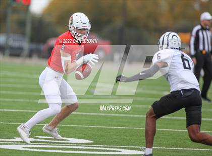 Thumbnail 2 in Grandview vs Pottsboro (UIL 3A D1 Regional Semifinal) photogallery.
