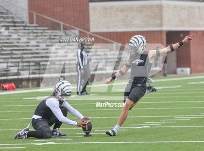 Thumbnail 1 in Grandview vs Pottsboro (UIL 3A D1 Regional Semifinal) photogallery.