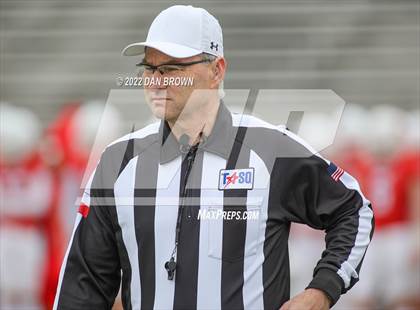 Thumbnail 2 in Grandview vs Pottsboro (UIL 3A D1 Regional Semifinal) photogallery.