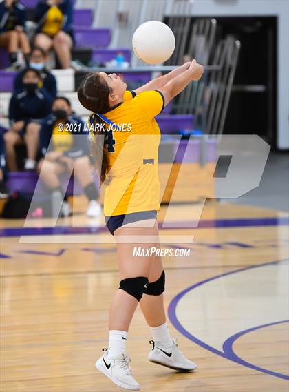 Thumbnail 3 in Northwest Christian @ Bourgade Catholic photogallery.