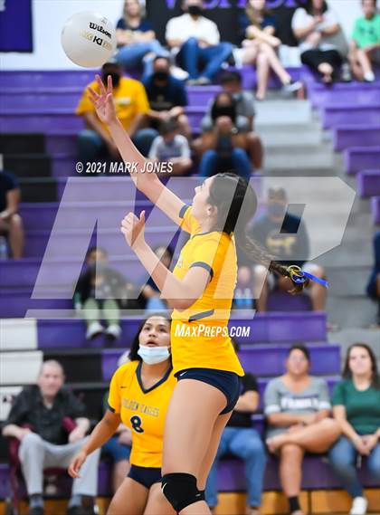 Thumbnail 2 in Northwest Christian @ Bourgade Catholic photogallery.