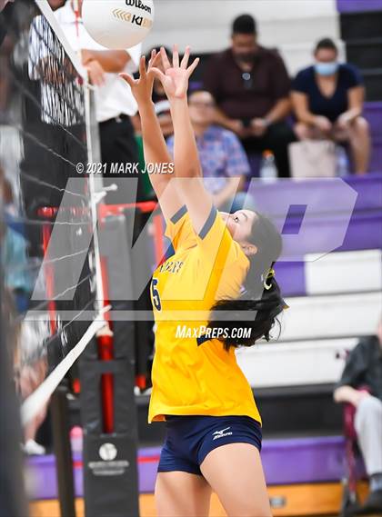 Thumbnail 2 in Northwest Christian @ Bourgade Catholic photogallery.