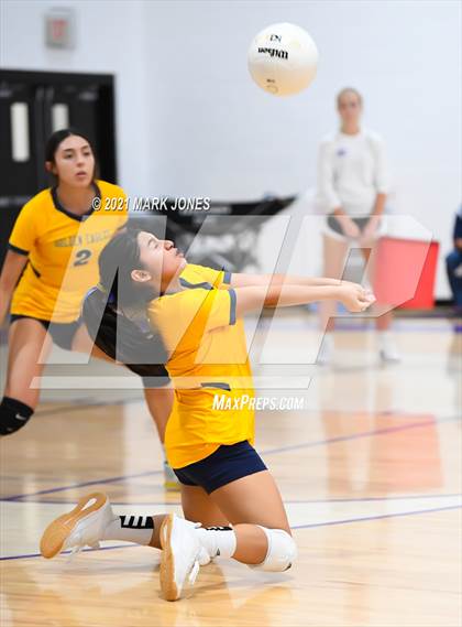 Thumbnail 2 in Northwest Christian @ Bourgade Catholic photogallery.