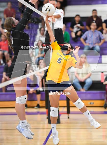 Thumbnail 3 in Northwest Christian @ Bourgade Catholic photogallery.