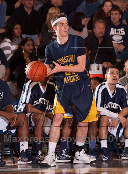 Thumbnail 1 in Toms River North @ Atlantic City (NJSIAA South - Group 4 Semifinals) photogallery.