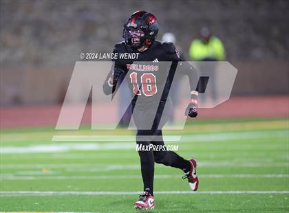 Thumbnail 3 in Haxtun vs. Akron (CHSAA 8-Man Final) photogallery.